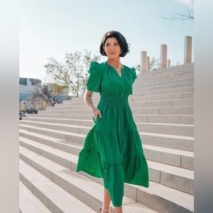 beautiful kelly green dress